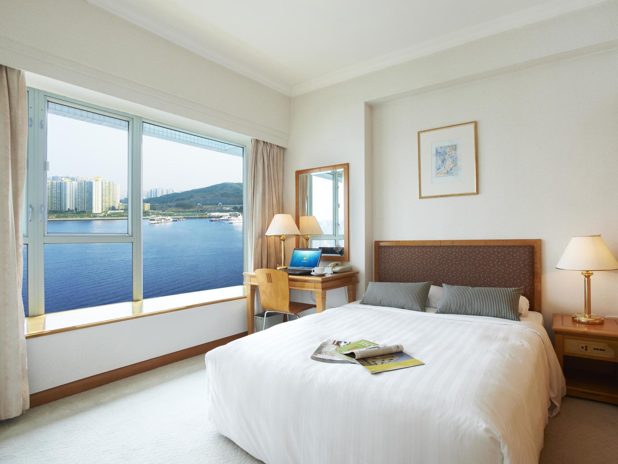 Bay Bridge Lifestyle Retreat, Managed By Tang'S Living Hotel Hong Kong Exterior photo