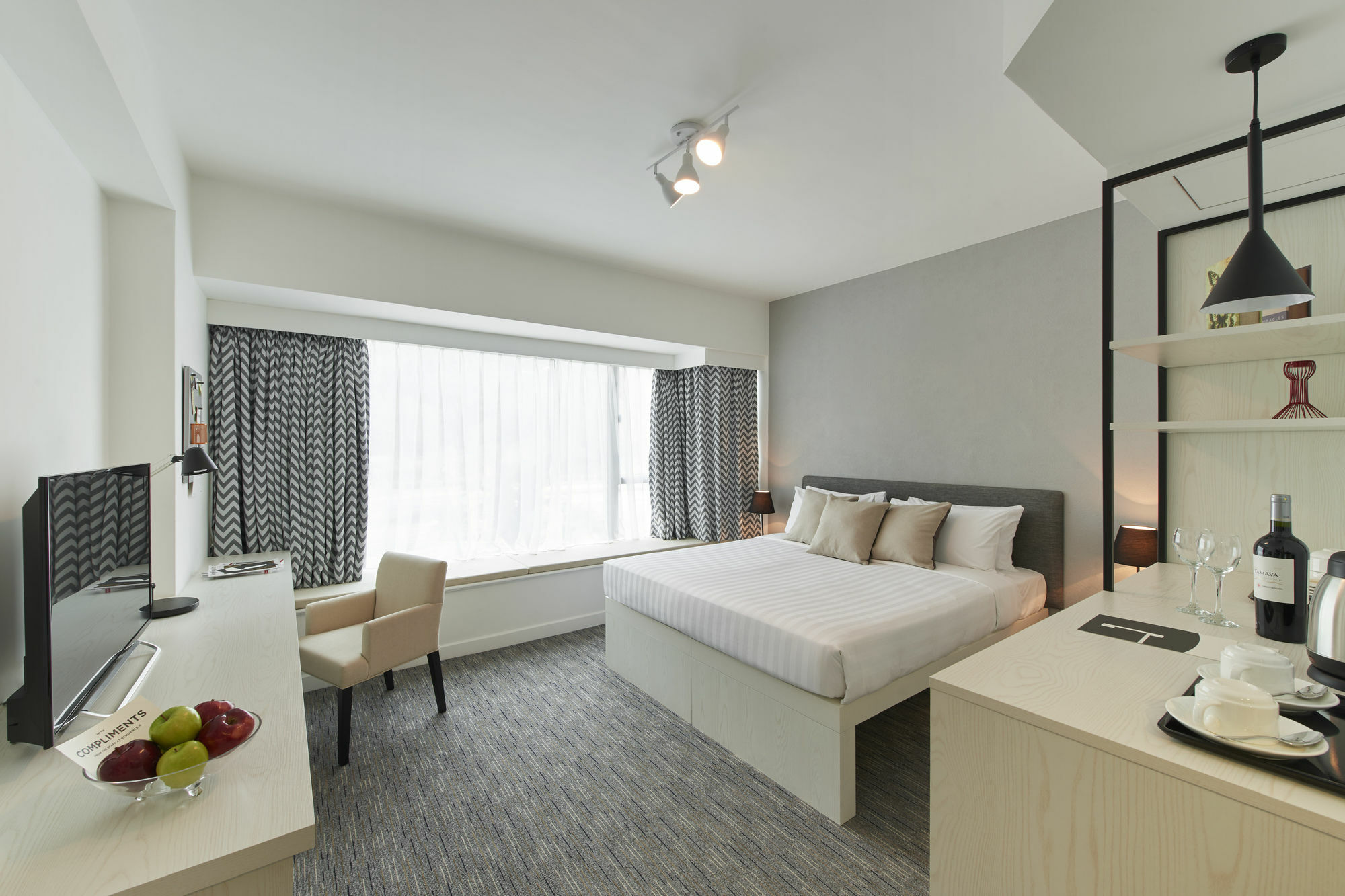Bay Bridge Lifestyle Retreat, Managed By Tang'S Living Hotel Hong Kong Exterior photo